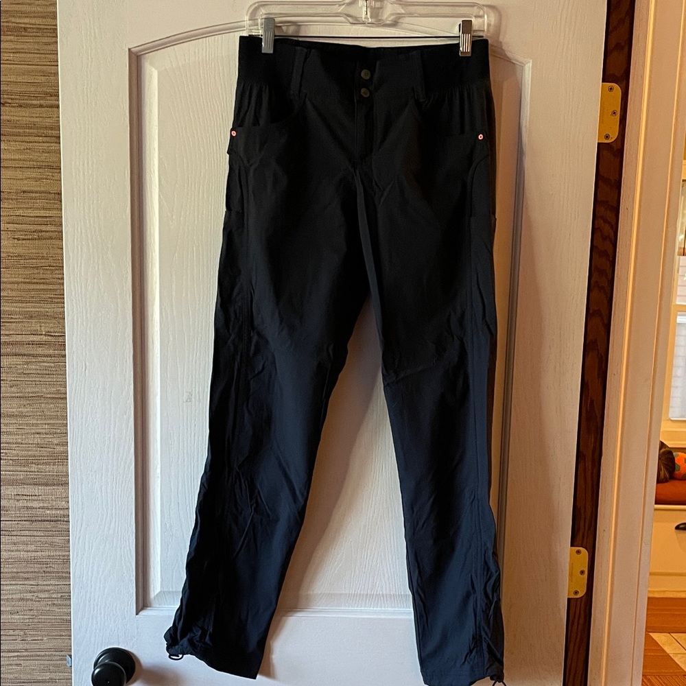 Title Nine women’s navy Clamber hiking pants